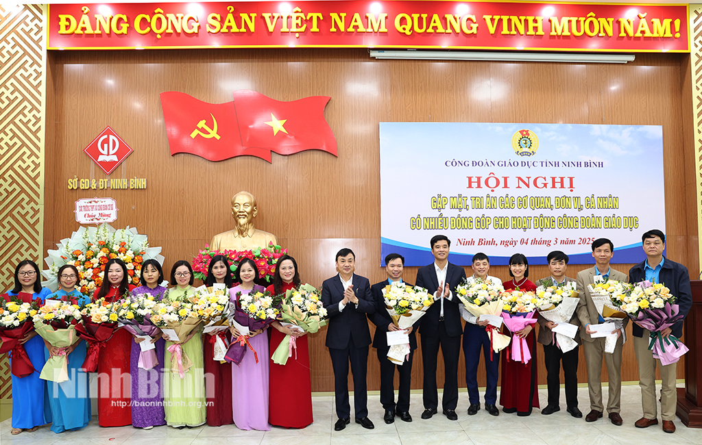 Gặp mặt, tri ân các cơ quan, đơn vị, cá nhân có nhiều đóng góp cho hoạt động Công đoàn Giáo dục